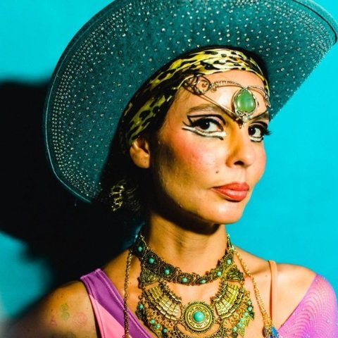 Mãeana Canta Jg no Circo Voador