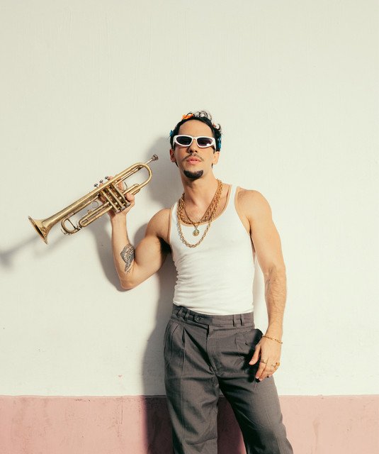 Romero Ferro