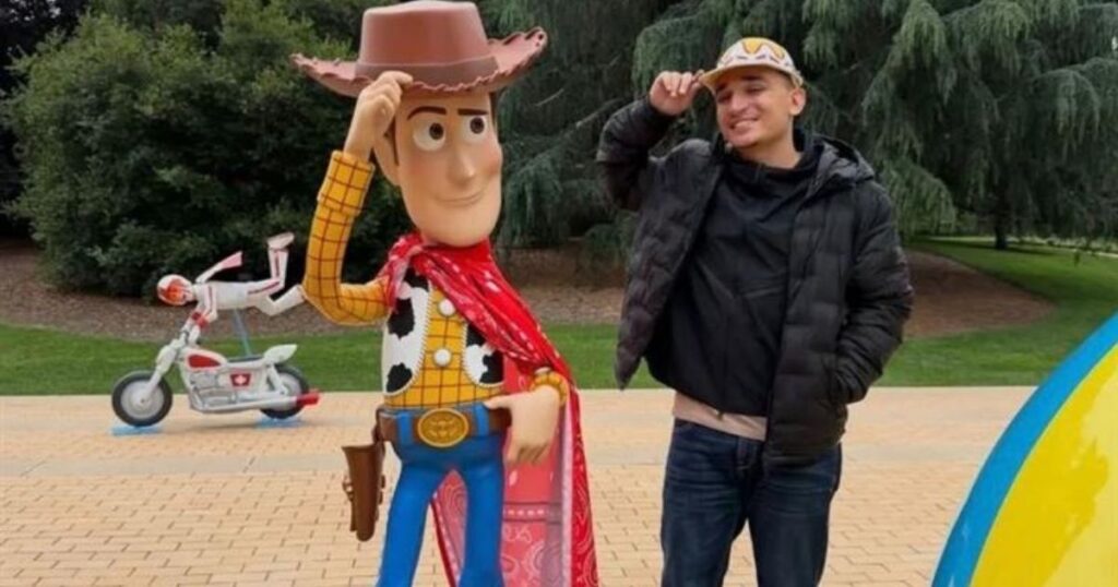 João Gomes Toy Story 5 Amigo Estou Aqui Pixar 2026