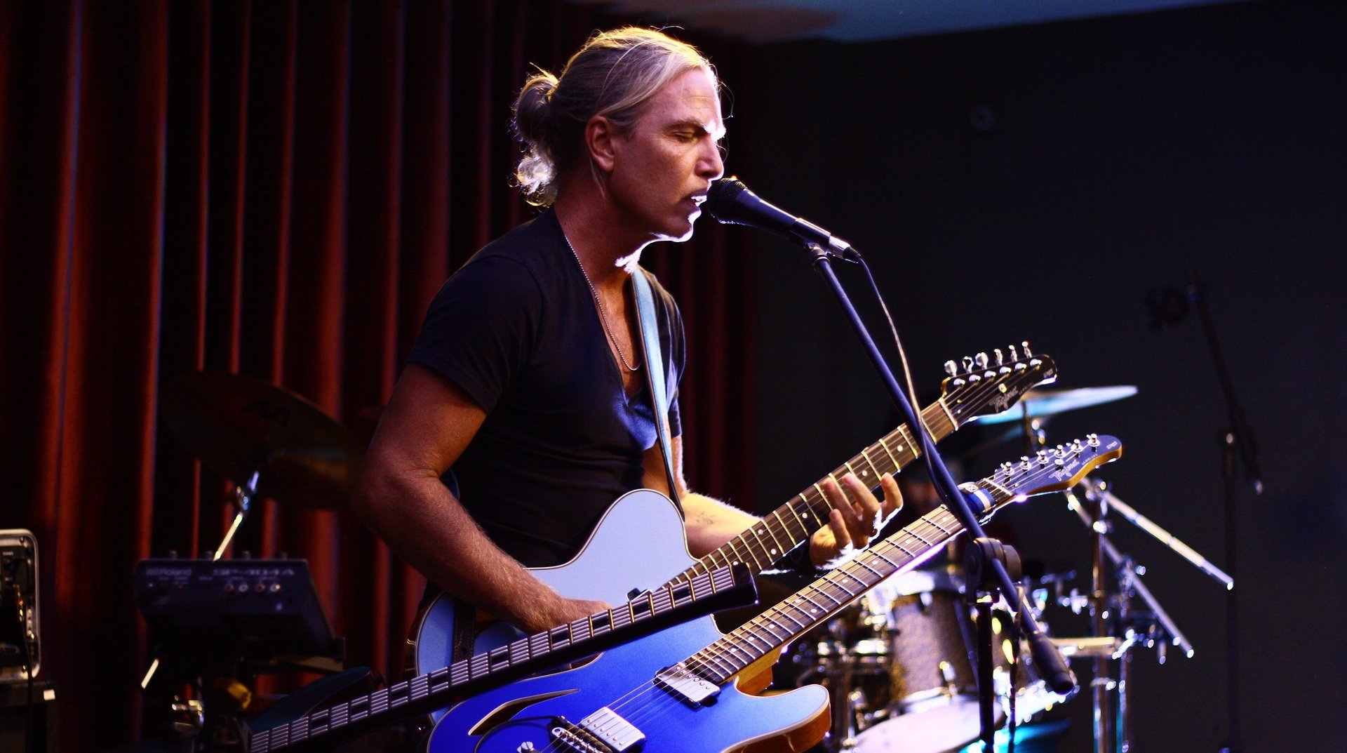 Marcinho Eiras @ The Raven Music Bar
